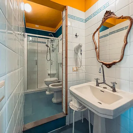 Ostello Bello Firenze Albergue *